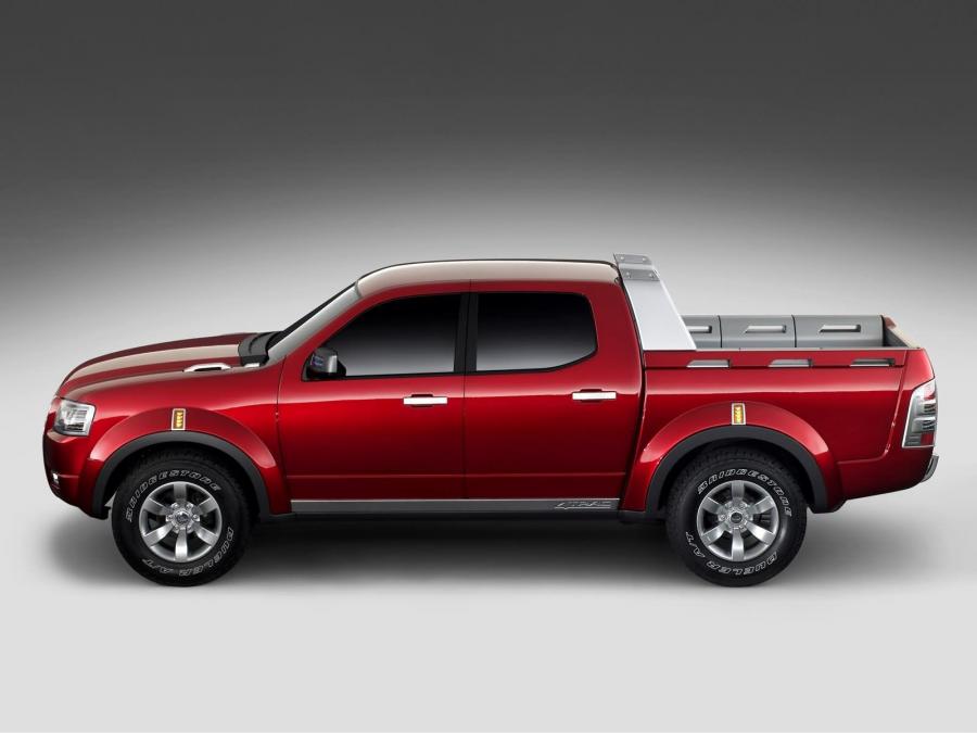  Ford 4-Trac Pick-Up Concept 2005 года  (фото 9 из 23)